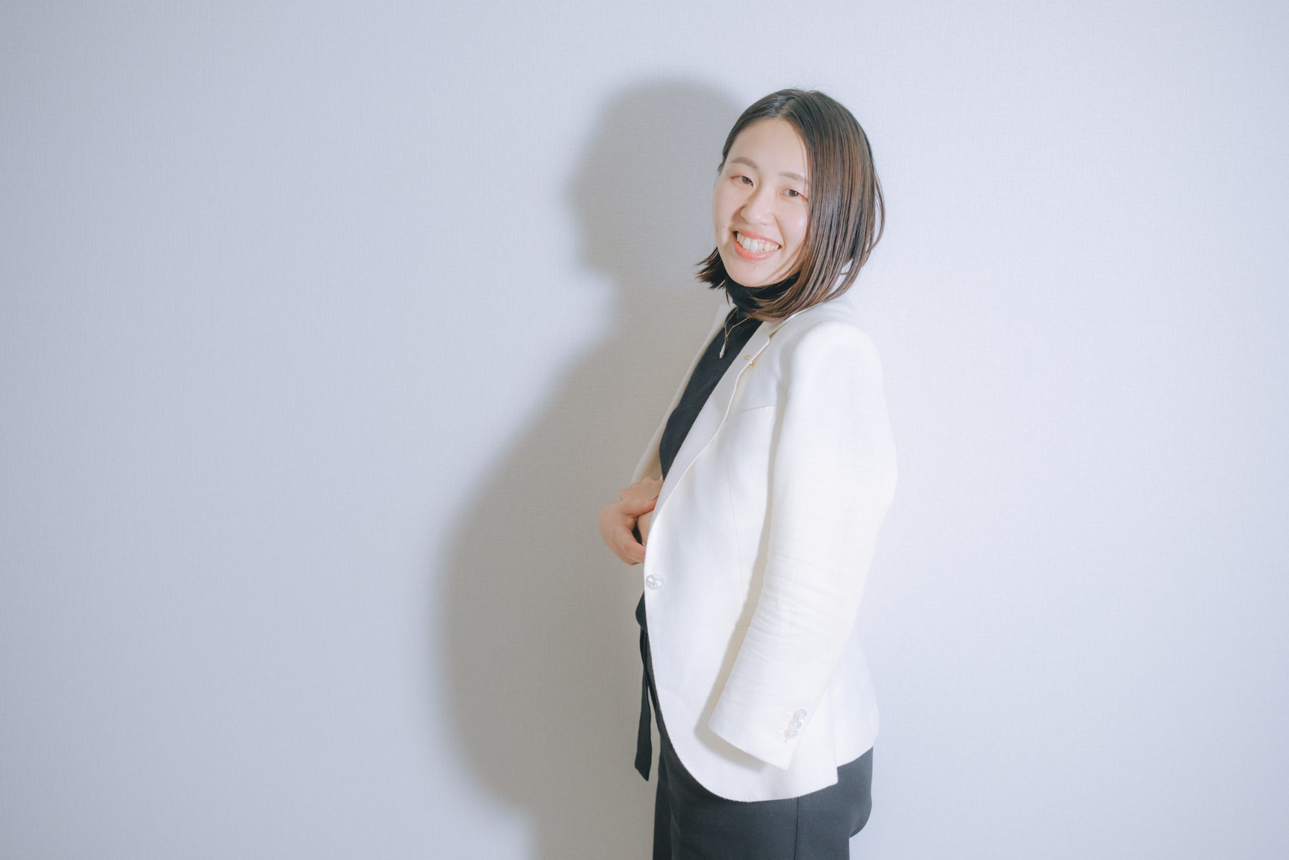 alt="S.project代表 稲澤鈴夏 事業成長コンサルタント フロント統括"